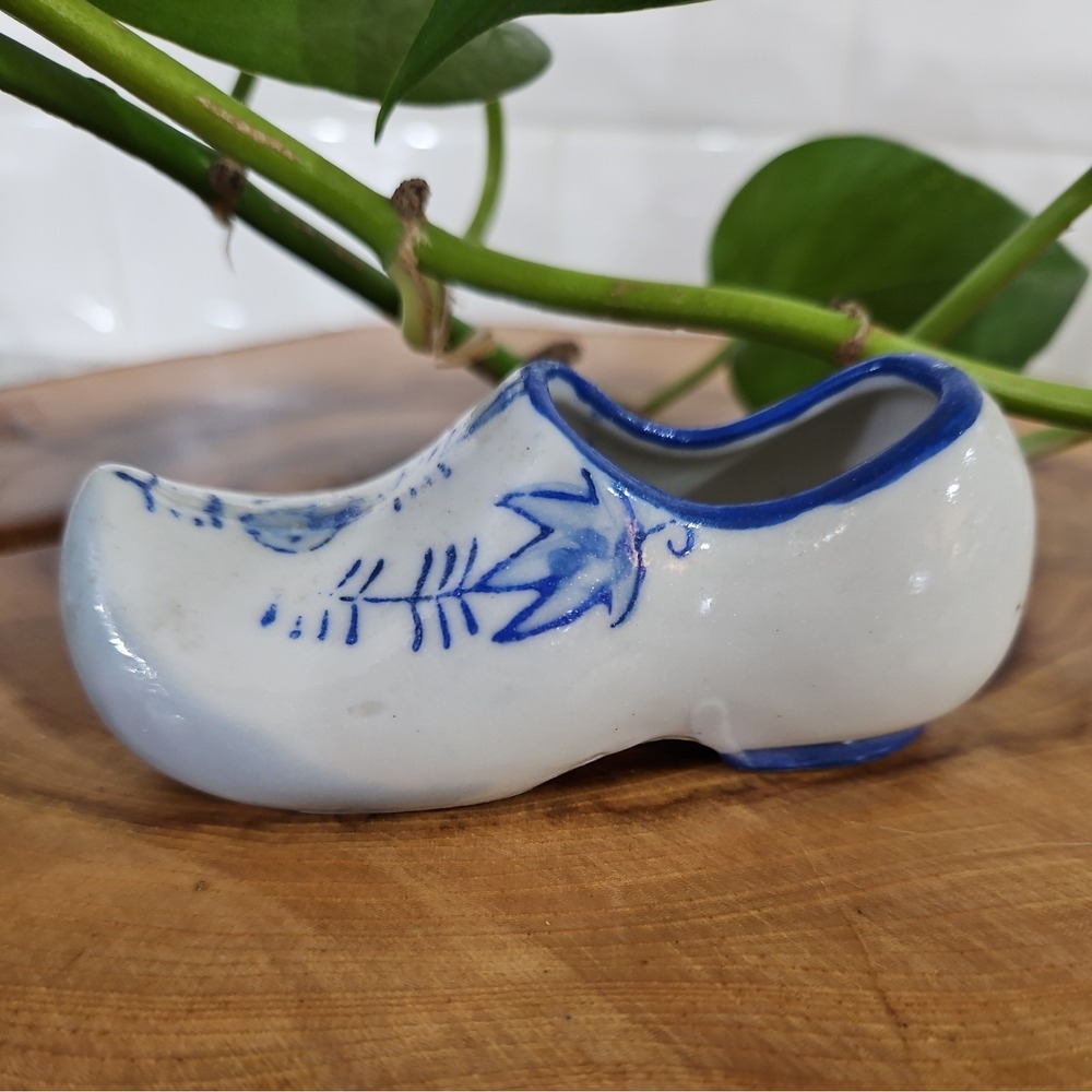 Vintage Delft Blue Porcelain Dutch Clog Shoe MADE ‎ IN JAPAN